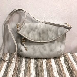 Vintage Valérie Barad man-made leather, yellow and white metal crossbody bag.